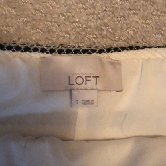 Loft Skirt - Picture 4 of 4